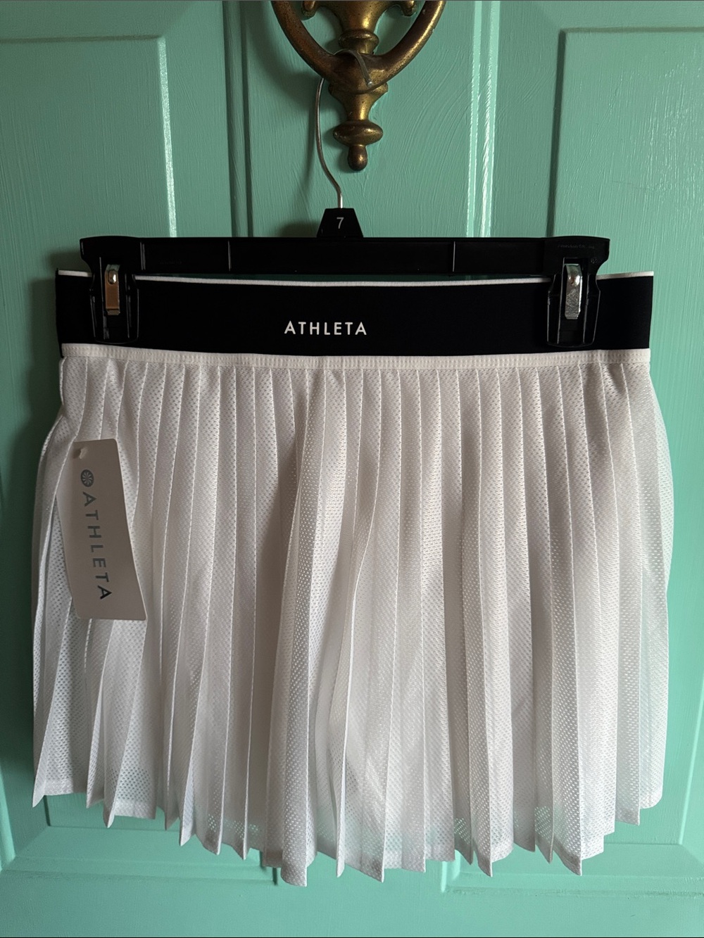 Athleta Power Serve Pinnacle Skort White Pleated Tennis Golf Skirt Women’s S NWT